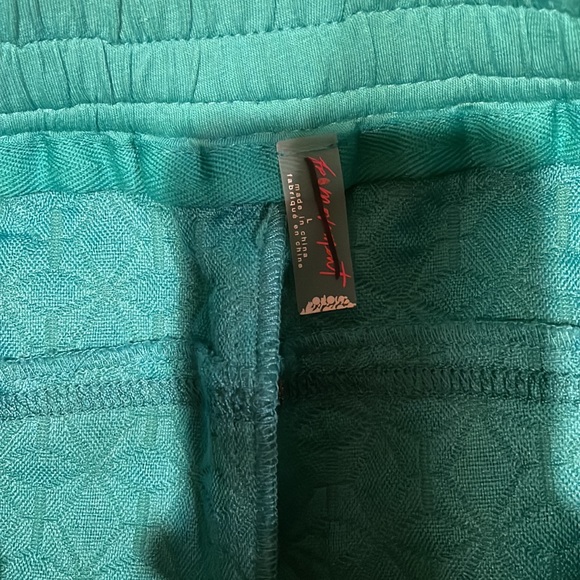 NWOT Free People Movement flipside quilted green/teal pants wavy waters large - Picture 8 of 9